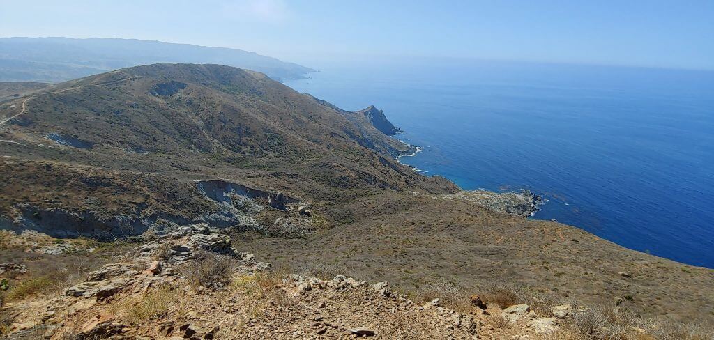 Long coastline view of the west side of Catalina Island, hiking towards Two Harbors.